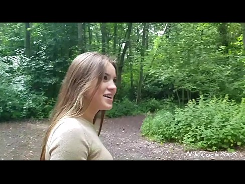 ❤️ Mi proponis al Evelina, ke ni fiku en publika loko! Ŝi diris jes. Tiam mi fikis ŝin en la azenon kaj kumis en ŝia buŝo. Tiam ŝi pisis sin. ❌ Pornvideo ĉe eo.pi-porno.ru ﹏