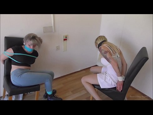 ❤️ Toksomaniulo / ligita kaj buŝoŝtopita / junulino en mizero ❌ Pornvideo ĉe eo.pi-porno.ru ﹏